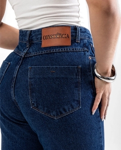 Calça Jeans Mom Feminina Cintura Alta escura - comprar online
