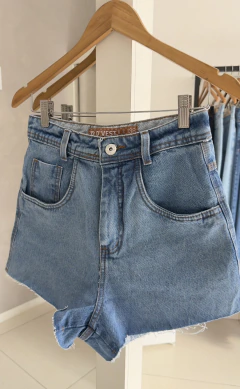 SHORT JEANS