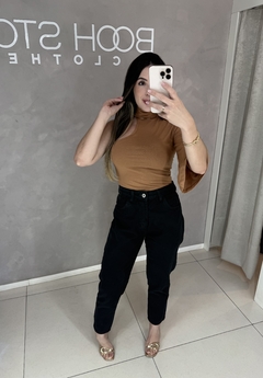 Calça mom black - comprar online