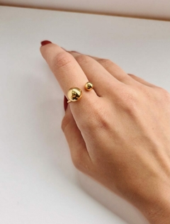 Anel Regulável Esfera Dourado na internet