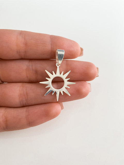 Dije Sol | Acero Blanco