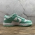 Dunk Low Green Glow - comprar online