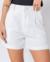 Short Alfaiataria Branco com Botão na internet