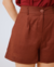 Short de Linho Marrom na internet