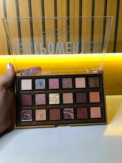 Paleta de Sombras Em Power Ed - Febella