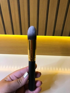 Pincel Kabuki Cônico