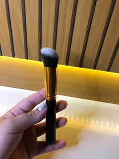 Pincel Kabuki Angular Reto