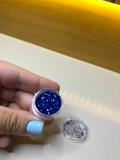 Glitter Azul na internet