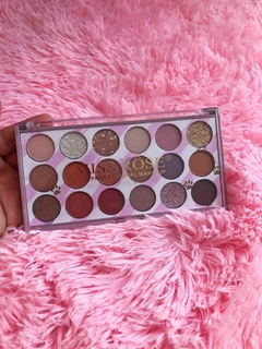 Miss Rôse Paleta de Sombras 18 Color Eyeshadow