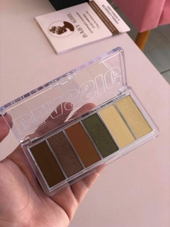 Paleta De Sombras Metálicas E Matte Classic - Vivai - comprar online