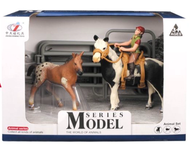 JUGUETE MODEL SERIES JINETE CASCO VERDE CABALLO Y POTRILLO PINTO Y APALLOOSA