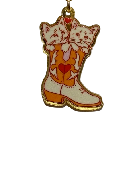 LLAVERO VAQUERO PINK MODELO CRISTAL BOTAS CON GATITOS NARANJA