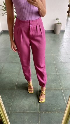 CALÇA ALFAIATARIA CENOURA - FUSCIA - UseBalook Moda Feminina