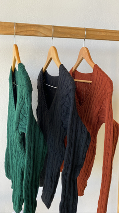 TRICÔ GOLA V - MARROM - UseBalook Moda Feminina