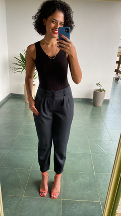 CALÇA ALFAIATARIA CENOURA - PRETA na internet