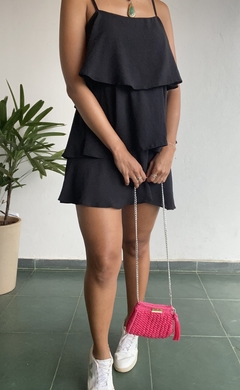 VESTIDO COM BABADOS EM CAMADAS - PRETO - loja online