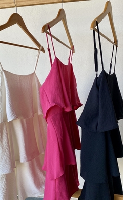 VESTIDO COM BABADOS EM CAMADAS - PRETO