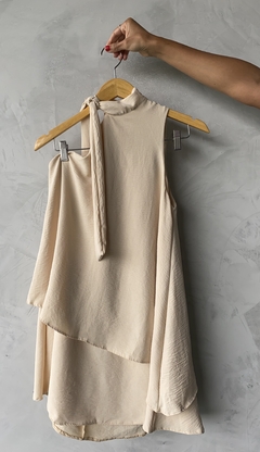 VESTIDO ASSIMÉTRICO na internet
