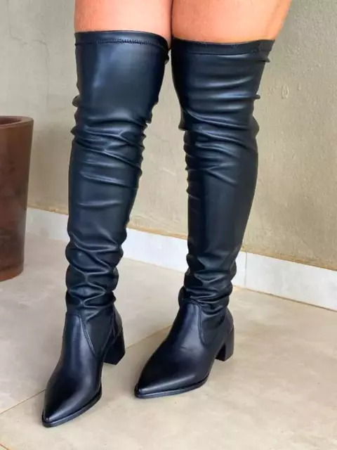Bota over leona - bico fino