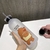 Botella de agua de Osos Escandalosos 1 L, color blanco esmerilado - Encantadora