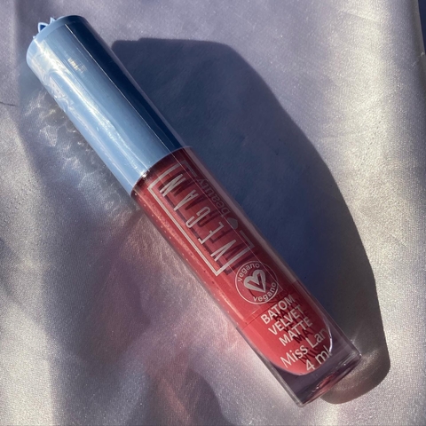 Batom Velvet Matte - Miss Lary