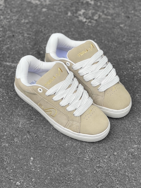 TESLA HERTZ BEGE EM CAMURÇA