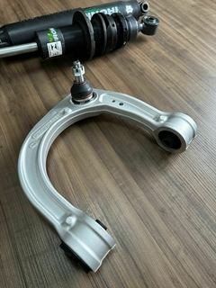 PAR DE BANDEJAS IRONMAN PRO FORGE HILUX