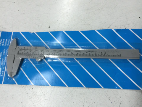 CALIBRE PLASTICO 150 MM BLISTER