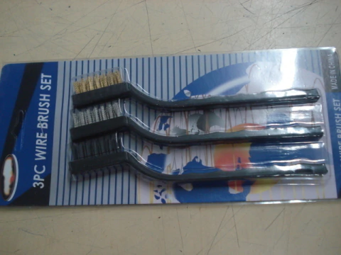 CEPILLO X 3 PCS M/PLASTICO chico