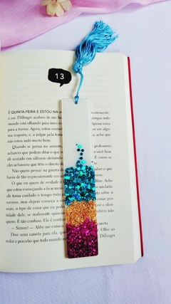 Marca-Página Abstrato: Cores que Dançam no Papel