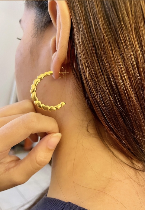 Argola com Detalhes de Coração