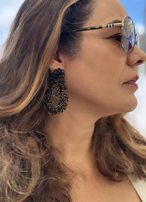 Brinco Lilo Preto com Dourado - comprar online