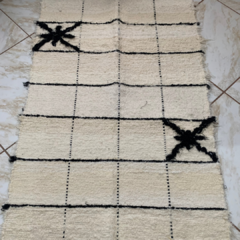 Tapete Beira Cama Glamour Peludo Jogo da Velha Preto 0,80X1,50 - comprar online