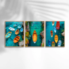 Imagem do TRIO DE QUADROS BARCOS COLORIDOS NO MAR
