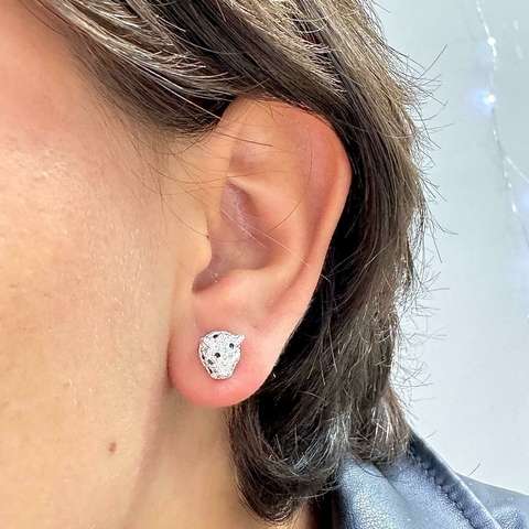 Brinco de Prata Onça Cravejada