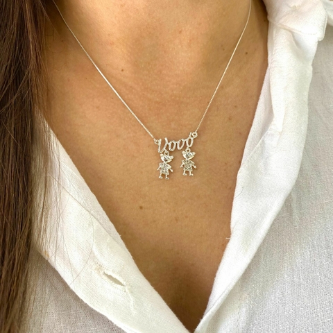 Colar de Prata Vovó 2 Meninas Cravejados - comprar online