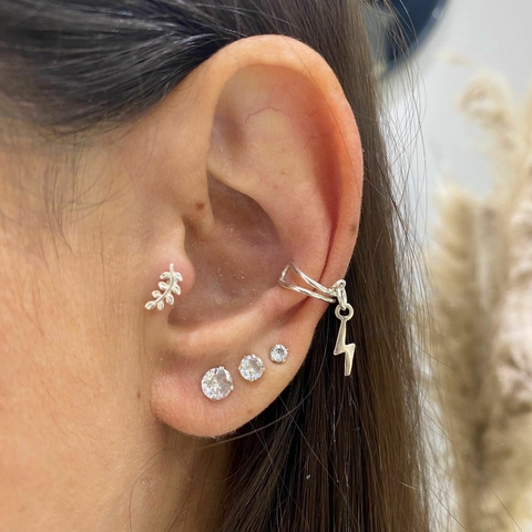 Piercing de Prata Fake Raio Pendurado - comprar online