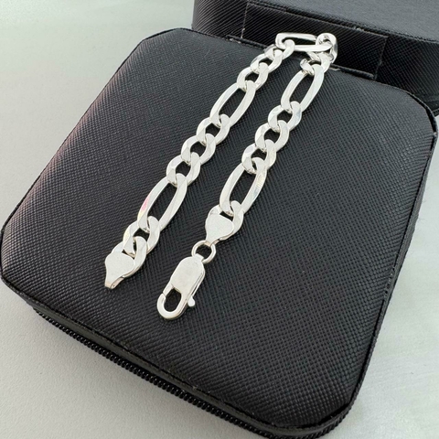 Pulseira de Prata Três por Um, 8,1mm - comprar online