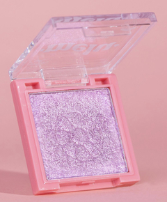 Iluminador / sombra RubyRose en internet