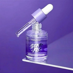 Serum Stay Fix de Ruby Rose