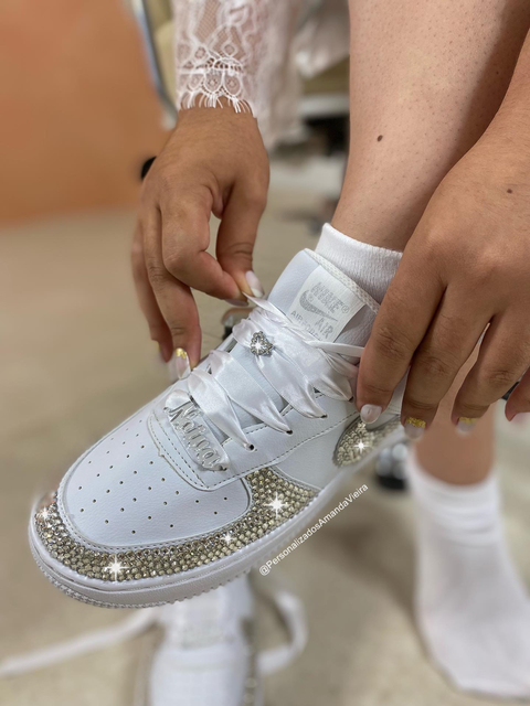 Tênis similar Air force com strass - (cópia)