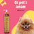 Frasco da máscara de hidratação para pets com imagem de um cão fofo ao fundo, destacando o produto Dolce Pet Âmbar Cereja e Avelã.