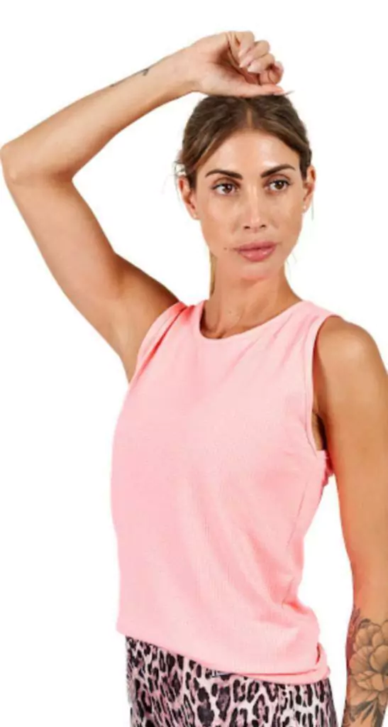 REMERA S/MANGA
