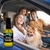 Spray Arominha Carro Novo da VONIXX, com uma família sorridente e um cachorro dentro de um carro.