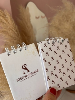 2 Bloco de anotações capa dura 7x10 ou 10x15 - Designer Thaís Araújo