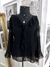 Blusa preta com babados - tamanho M - comprar online