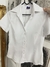 Camisa branca manga curta - tamanho M na internet