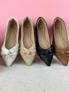 Sapatilha Alongada Off-White Leticia - comprar online
