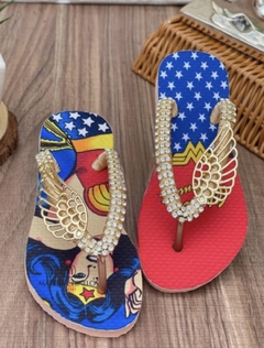 Havaianas Mulher Maravilha asas
