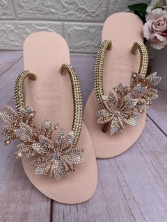 Havaianas Flor Triplo Strass ( Rosa Ballet) - comprar online